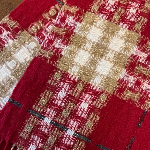 NWOT BURBERRY Cashmere Merino blend Festive Metallic Scarf Fringe - Picture 4 of 9